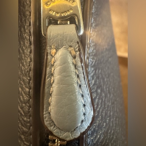 Coach - Clara Shoulder Bag In Pebble Leather Authentic - Picture 10 of 13